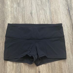 Lululemon Luxtreme wonder under shorts size 6